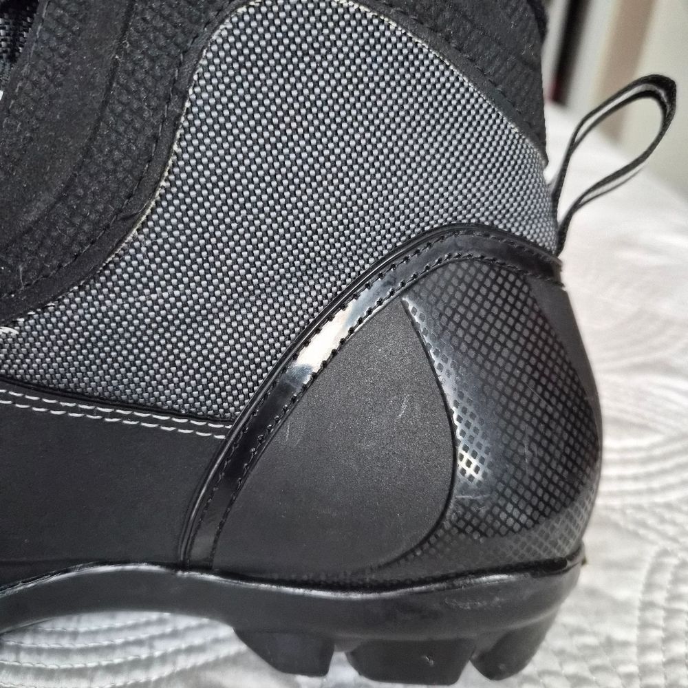 Rossignol Women's Black and Gray Cross Country Ski Boots $45 - Picture 4 of 16